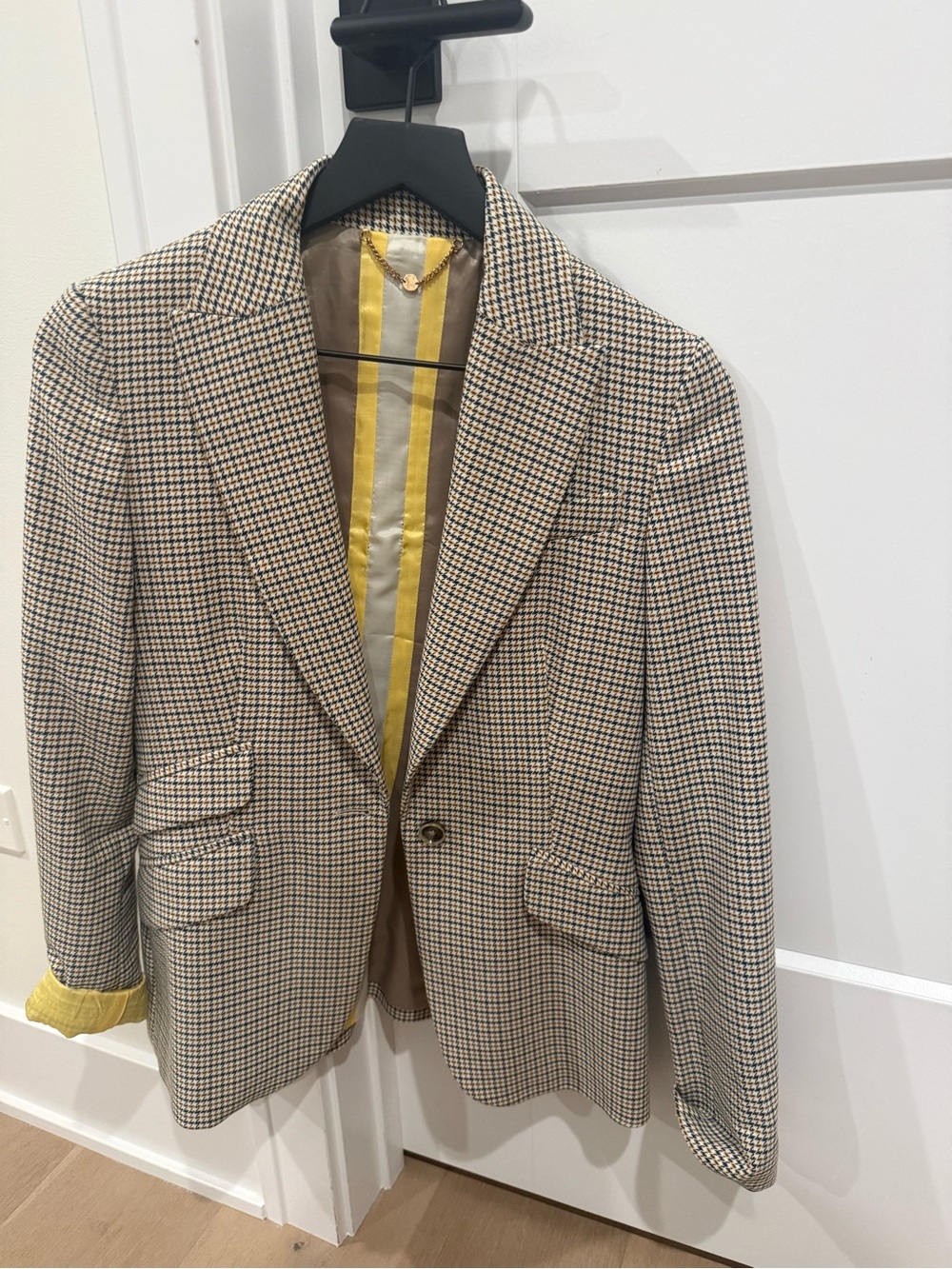 Checked women’s Blazer in Beige and Brown with Yellow Lining